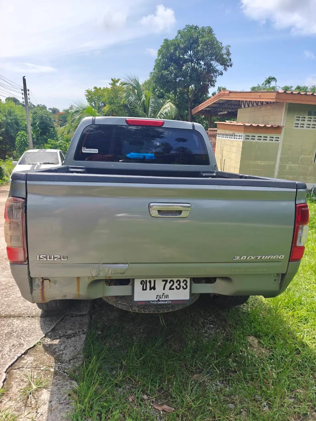 Isuzu D-Max 3.0 8