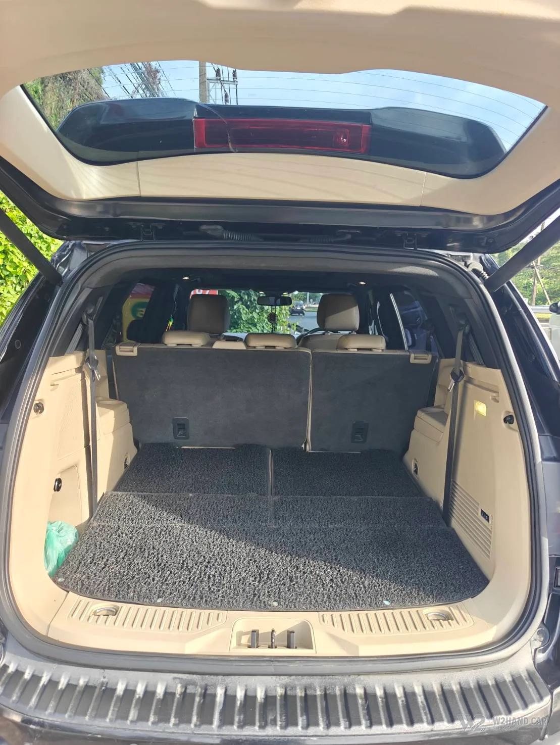 Ford Everest 3.2 Titanium+ 4WD รูปที่ 7