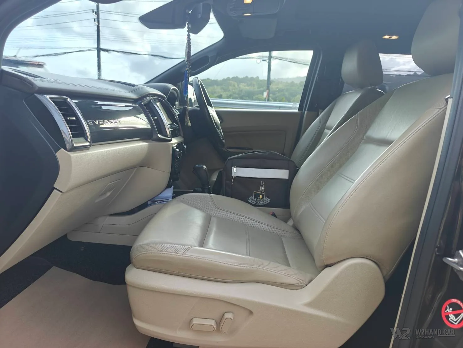 Ford Everest 3.2 Titanium+ 4WD รูปที่ 12